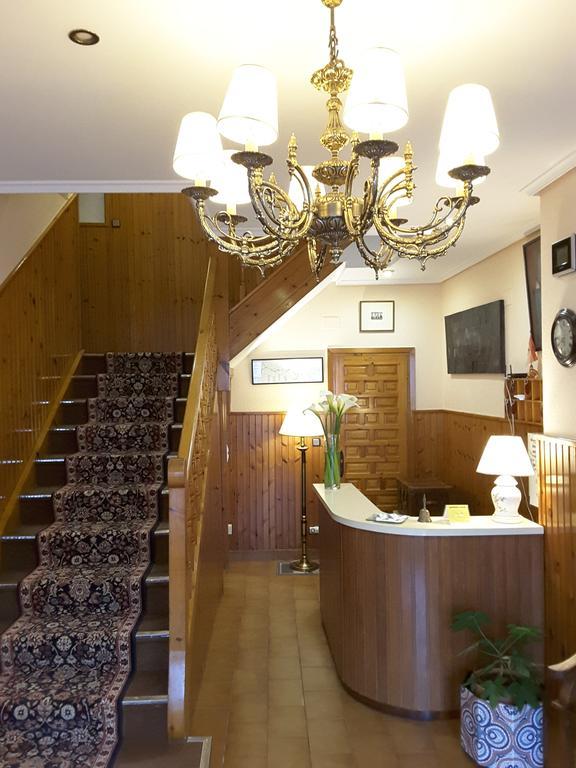 Riodeva Hotel Unquera Exterior photo